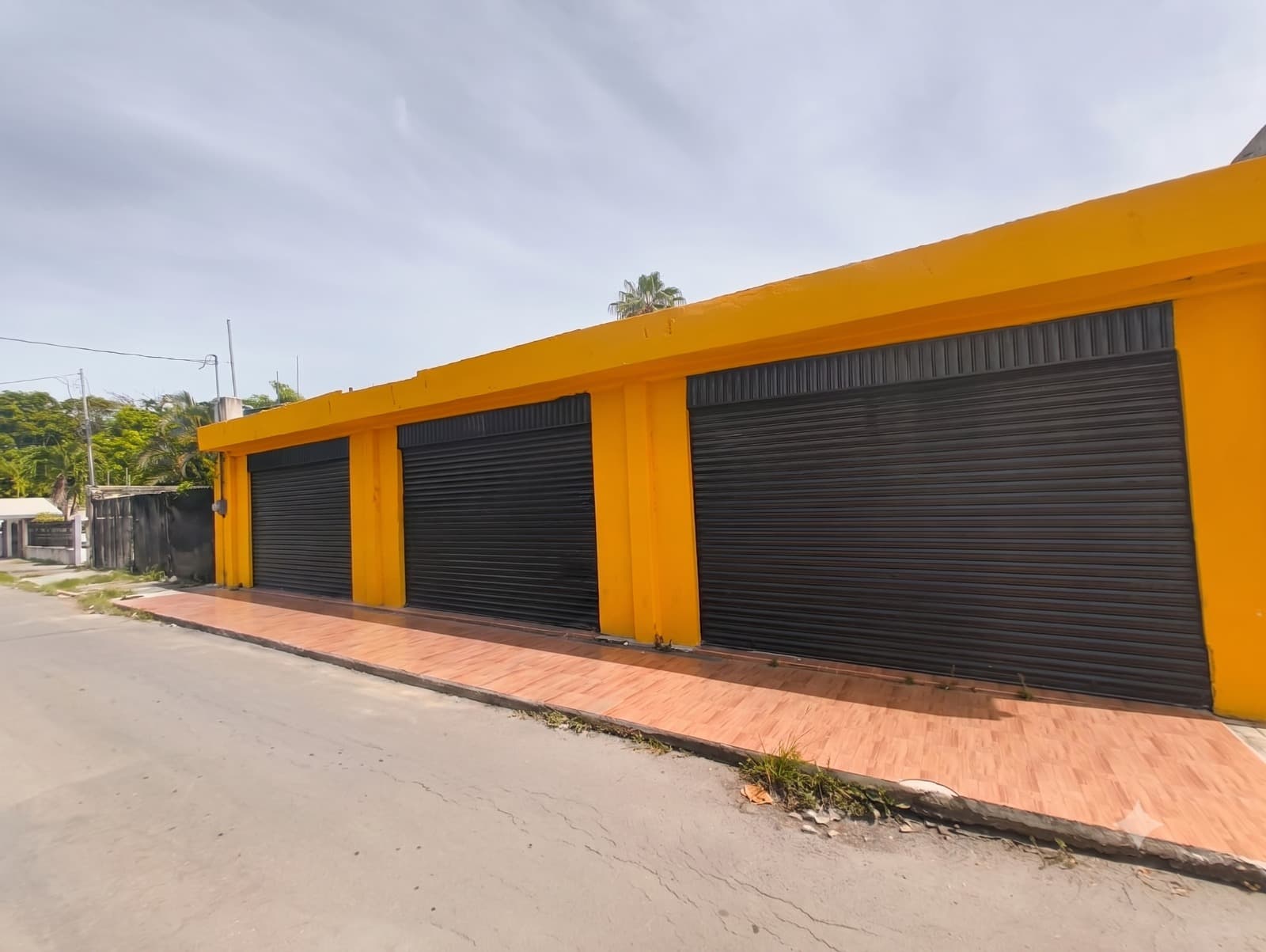 Local con Bodega en Av. Carmen Ochoa — Centro, Chetumal